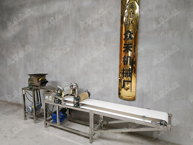 新型仿手工搟面皮機(jī)自制涼皮搟面皮面筋怎么做好吃