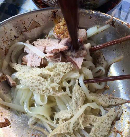 虢鎮(zhèn)燒肉面皮做法