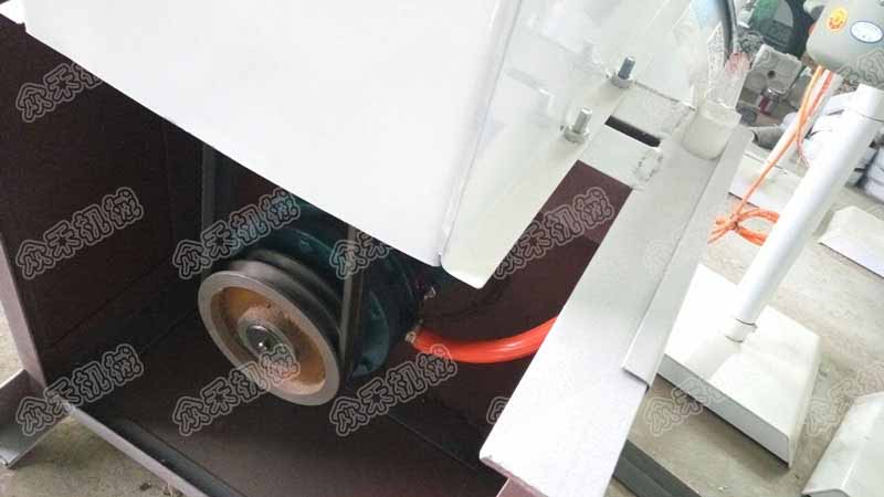 面皮洗面機(jī)使用壽命怎樣提高檢查電機(jī)及皮帶